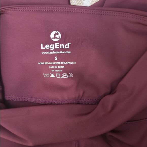 LegEnd Capri Leggings    - Picture 5 of 5